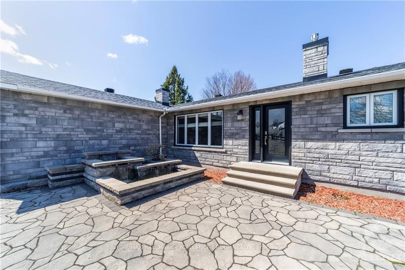 2127 KINGSLEY St, Clarence-Rockland, K0A 1E0 | Image 3