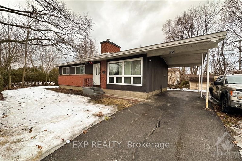 935 GOREN Avenue, Ottawa