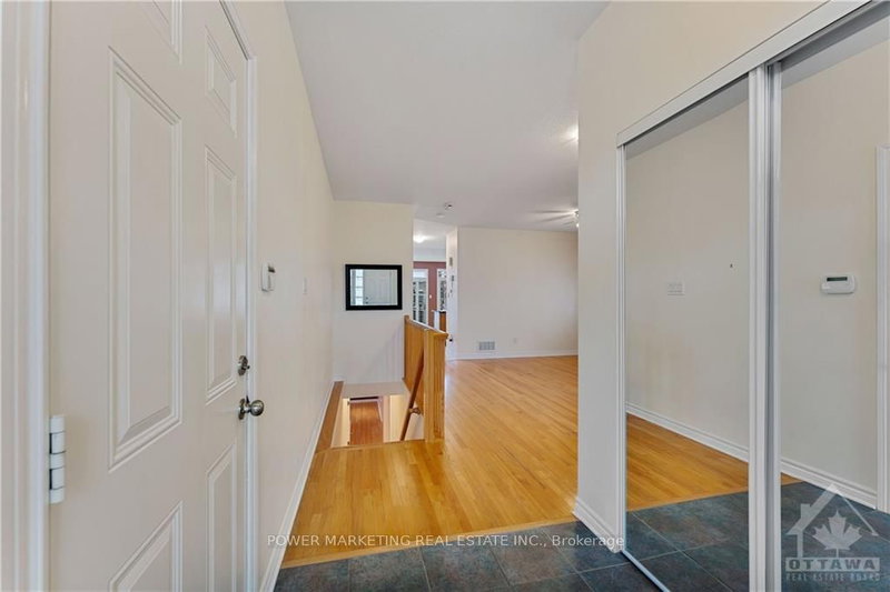 192 FELICITY Cres, Ottawa, K1W 0C2 | Image 3