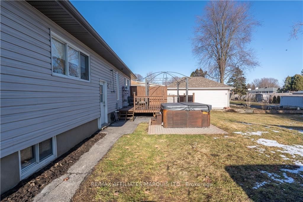 Listing Image 25