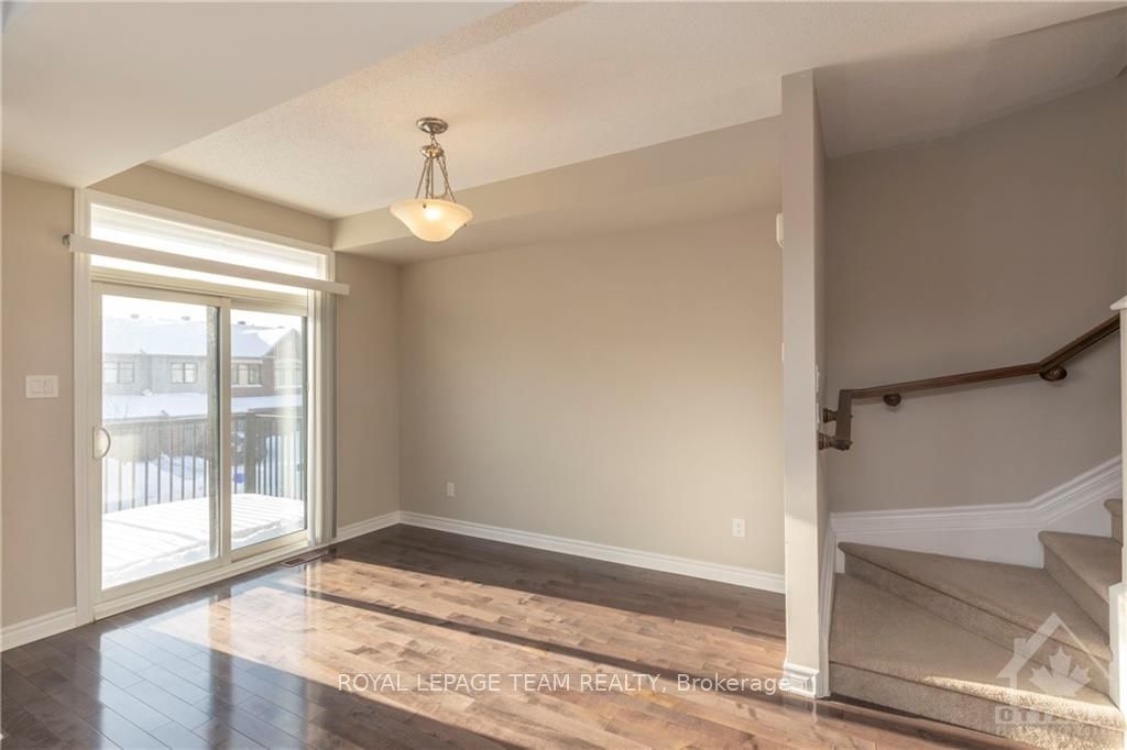 82 FALLENGALE Crescent - Photo 15