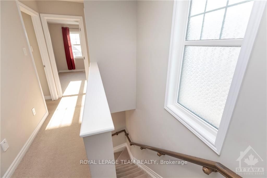 82 FALLENGALE Crescent - Photo 20