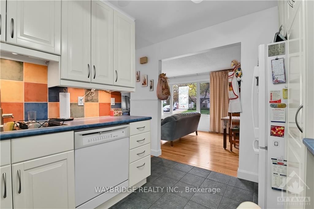 Listing Image 7