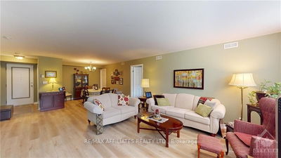 Unit 102 — 235 KING St, Brockville - 810 - Brockville image-0-3