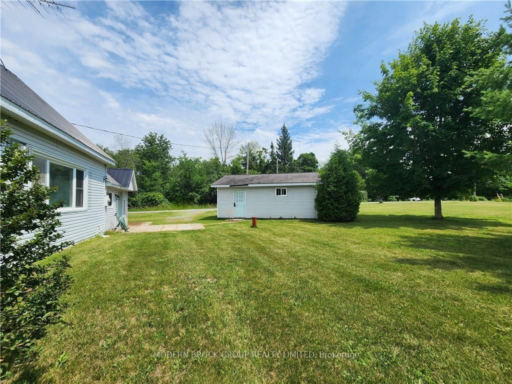 Listing Image 7