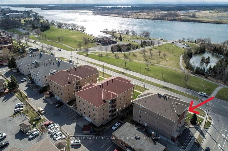 201 - 341 WATER St W, Cornwall, K6J 1A5 | Image 2