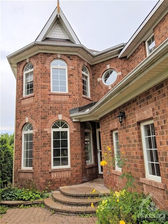 5 CHELTONIA Way, Ottawa, K2T 1G6 | Image 2