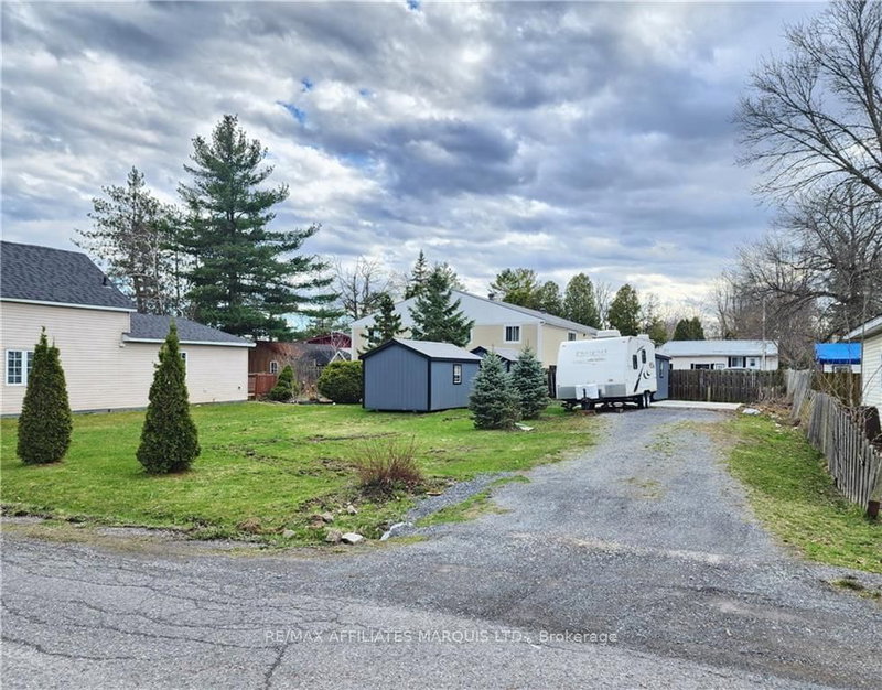 36 BROAD St, South Glengarry, K0C 1N0 | Image 2