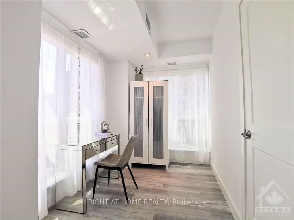 242 RIDEAU Street, Unit 709 - Photo 13