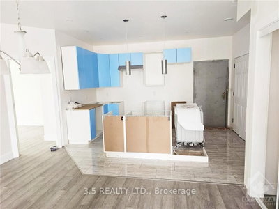 117 DRUMMOND Street W — photo 2