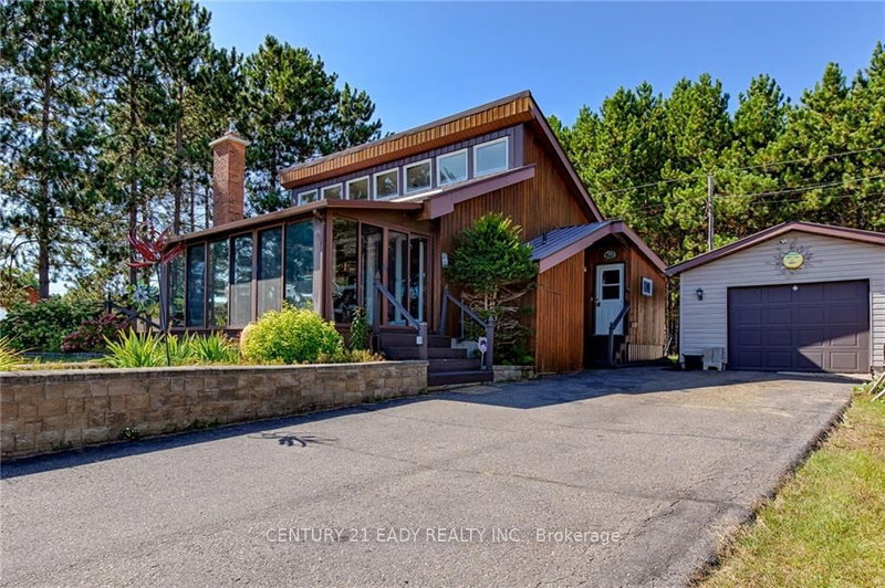 1111 LAKE CLEAR Road, Eganville
