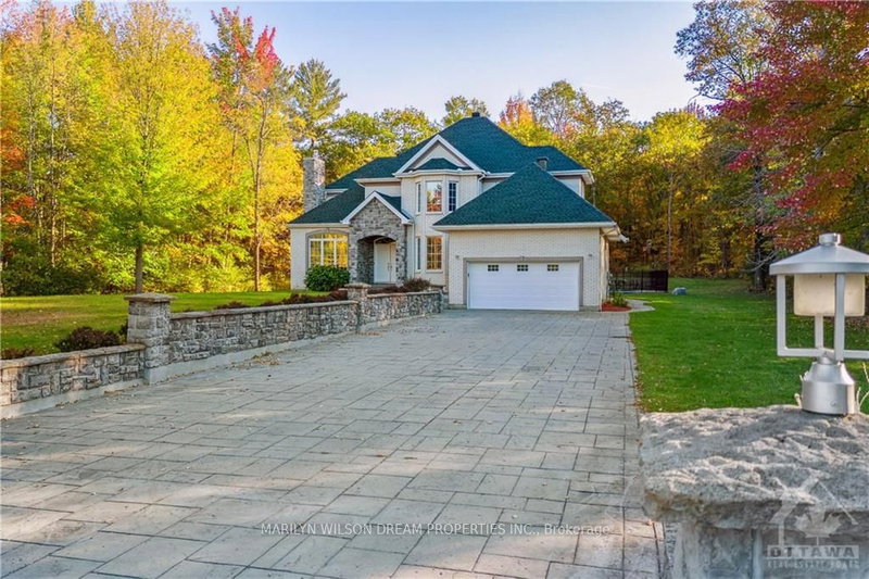 461 JOHN ASELFORD Dr, Ottawa, K2W 1A8 | Image 2