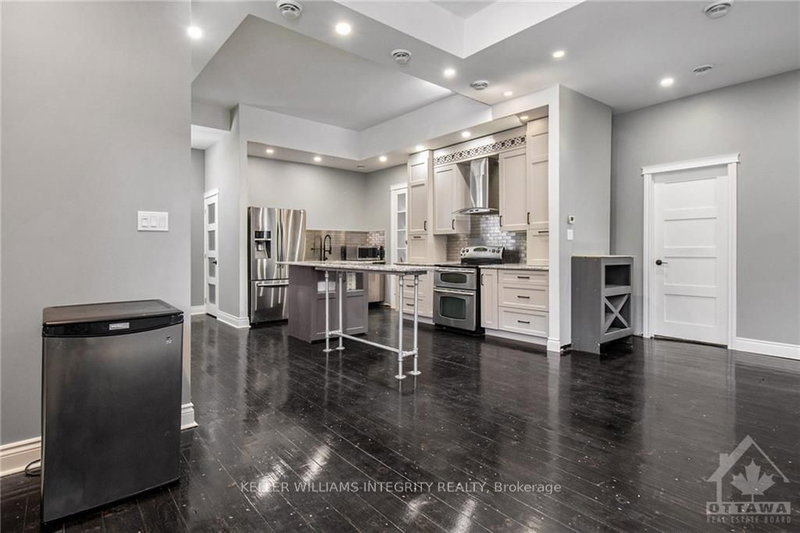 698 COOPER St, Ottawa, K1R 6C6 | Image 3