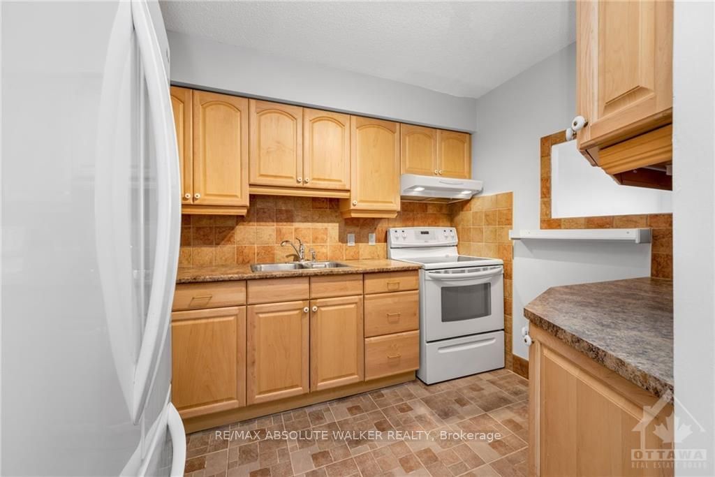 158C MCARTHUR Avenue, Unit 1808 - Photo 4