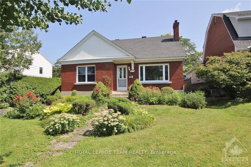 581 WINDERMERE Ave, Ottawa, K2A 2W4 | Image 2