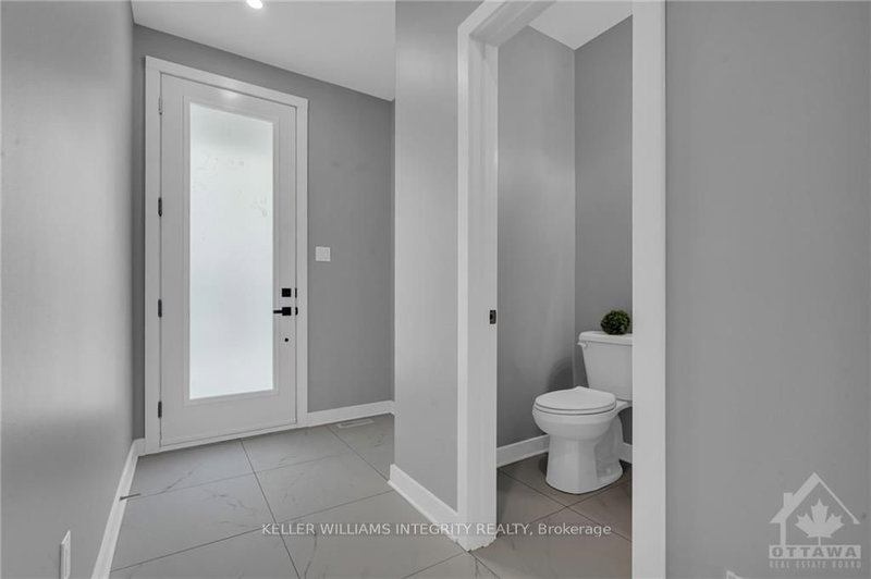 B - 875 CONTOUR St, Ottawa, K1W 0G6 | Image 2