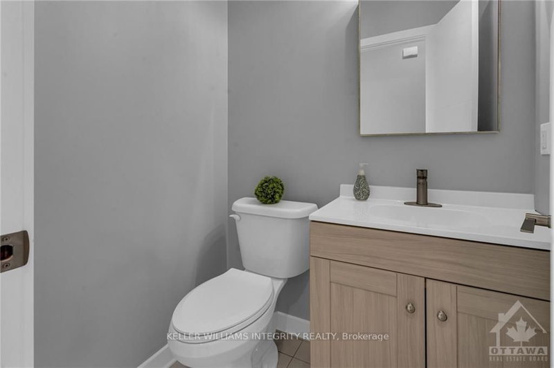 B - 875 CONTOUR St, Ottawa, K1W 0G6 | Image 3