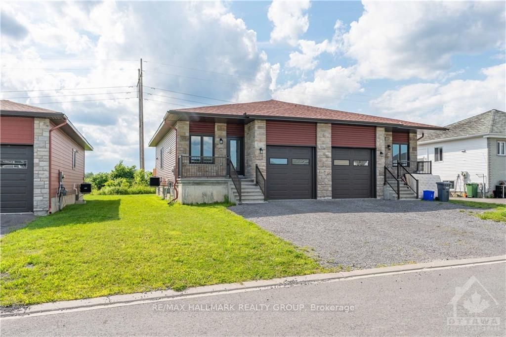 Semi-Detached House sold at 1033 JACYNTHE Street, Hawkesbury, 612 - Hawkesbury, K6A 3V9 - MLS: X9452797