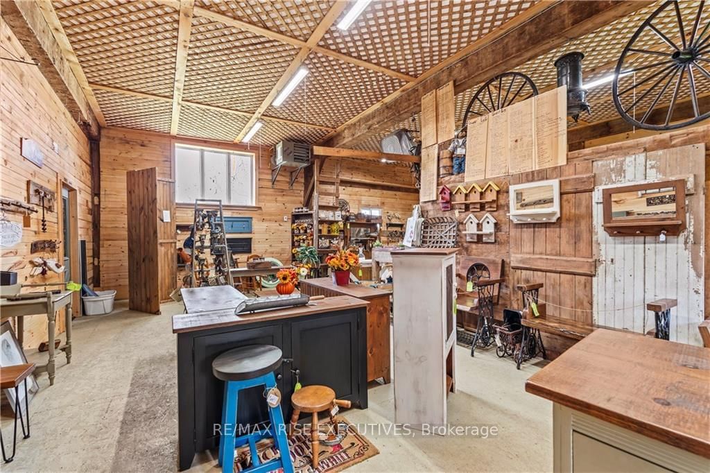 Listing Image 22