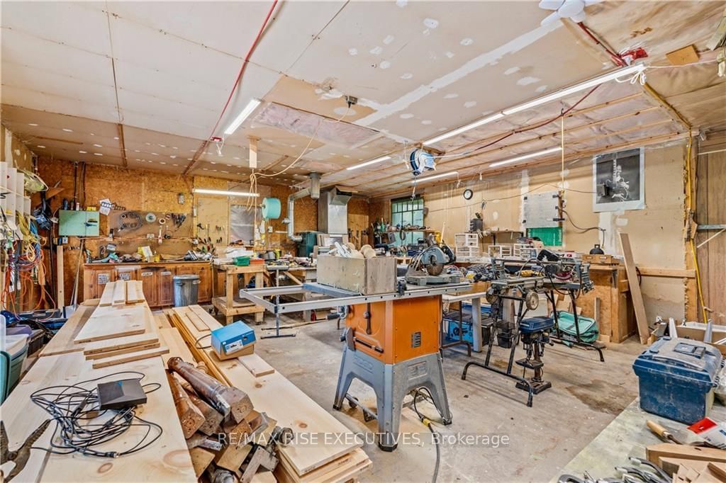 Listing Image 25