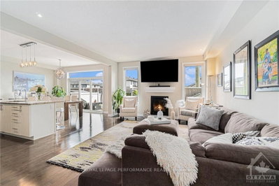 504 YELLOW BIRCH Street — photo 3