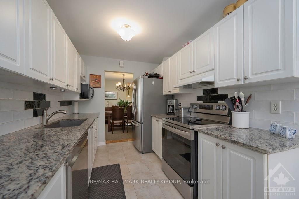 510 WOODCHASE Street - Photo 10