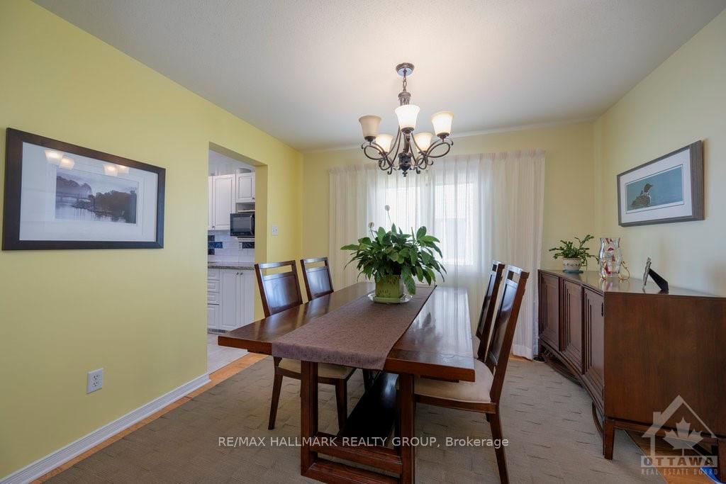 510 WOODCHASE Street - Photo 8