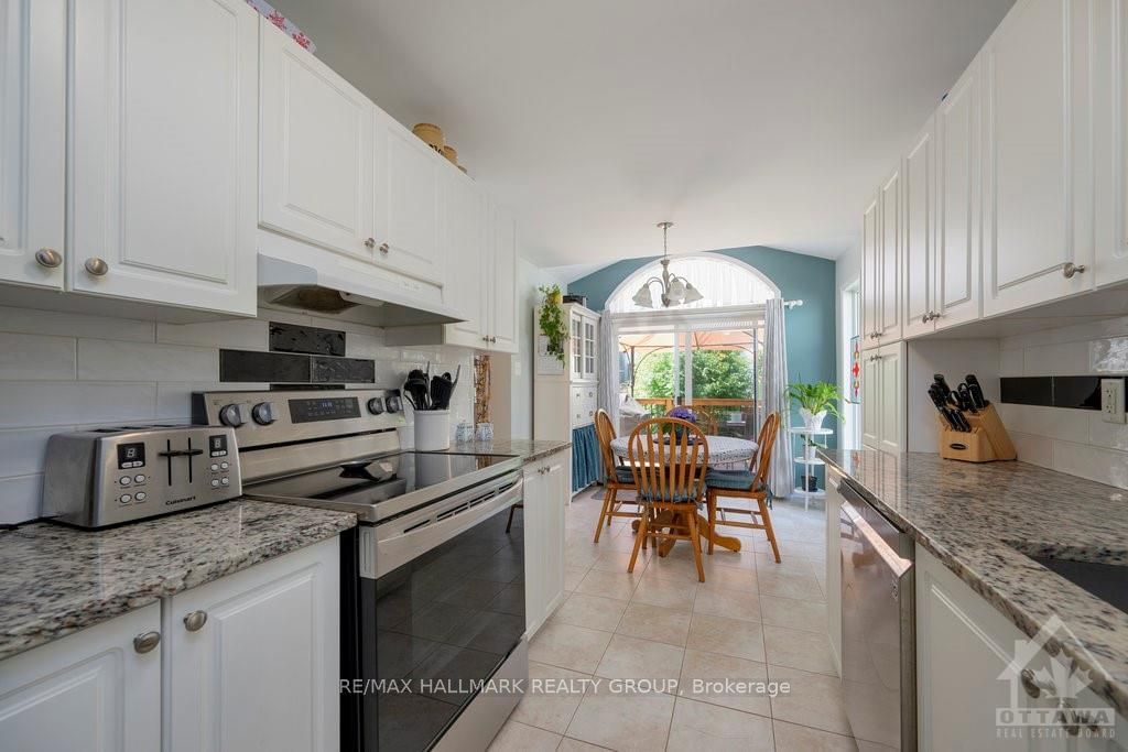 510 WOODCHASE Street - Photo 9