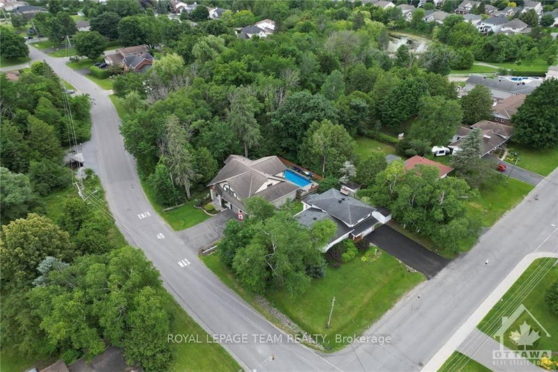 34 BEVERLY St, Ottawa, K2S 0S2 | Image 3