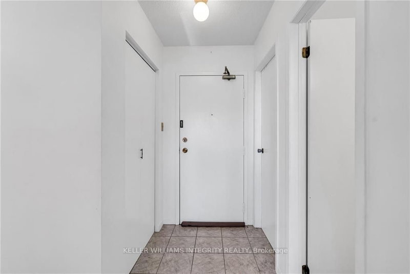 205 - 220 KENYON St W, North Glengarry, K0C 1A0 | Image 3