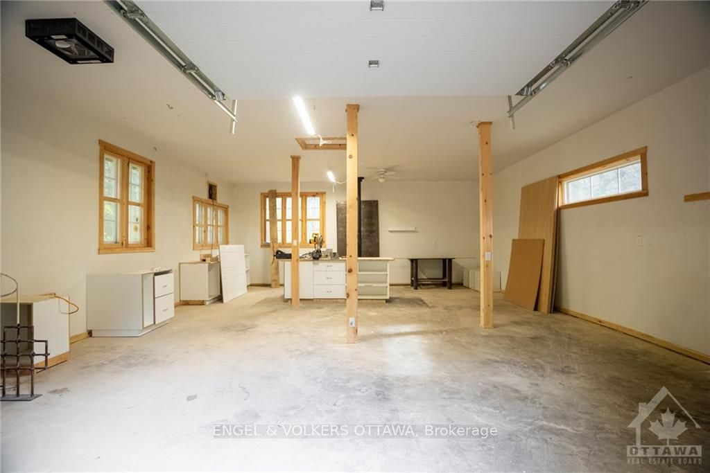 Listing Image 24