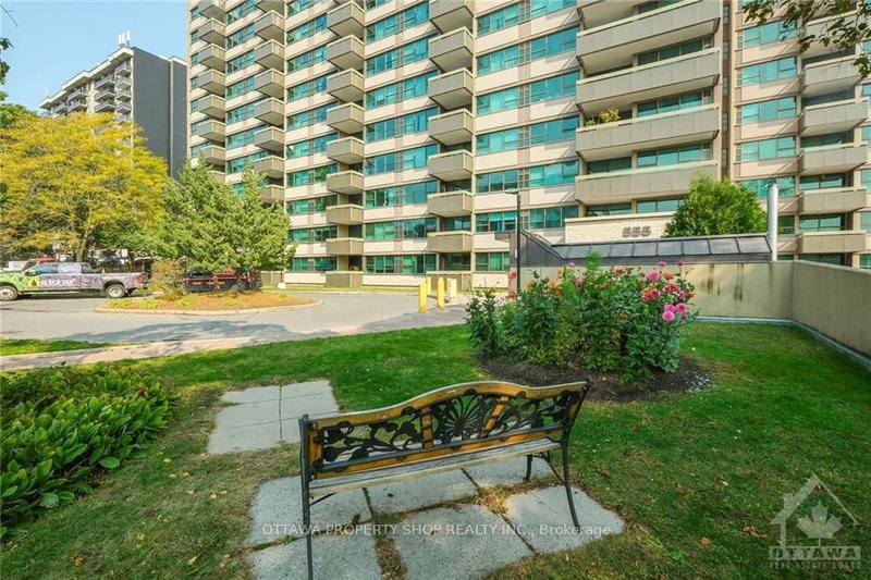 1112 - 555 BRITTANY Dr, Ottawa, K1K 4C5 | Image 3