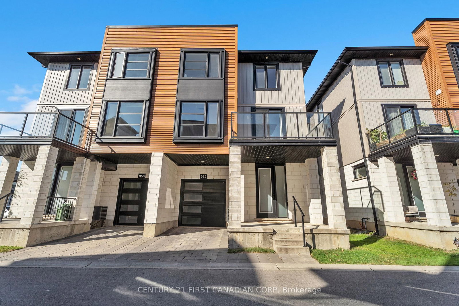 952 Georgetown Drive, Unit 952 sold in London