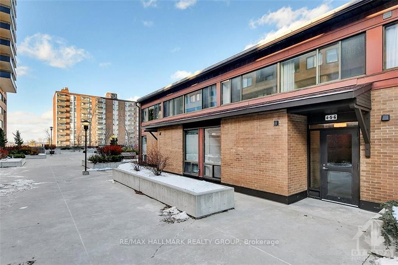 4 - 525 ST LAURENT Blvd, Ottawa, K1K 2Z9 | Image 2