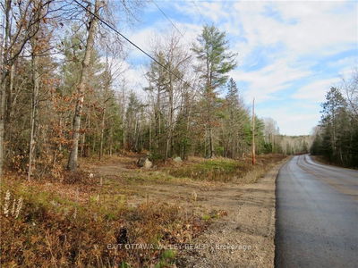 2411 PAUGH LAKE Rd, Madawaska Valley - 570 - Madawaska Valley image-0-1