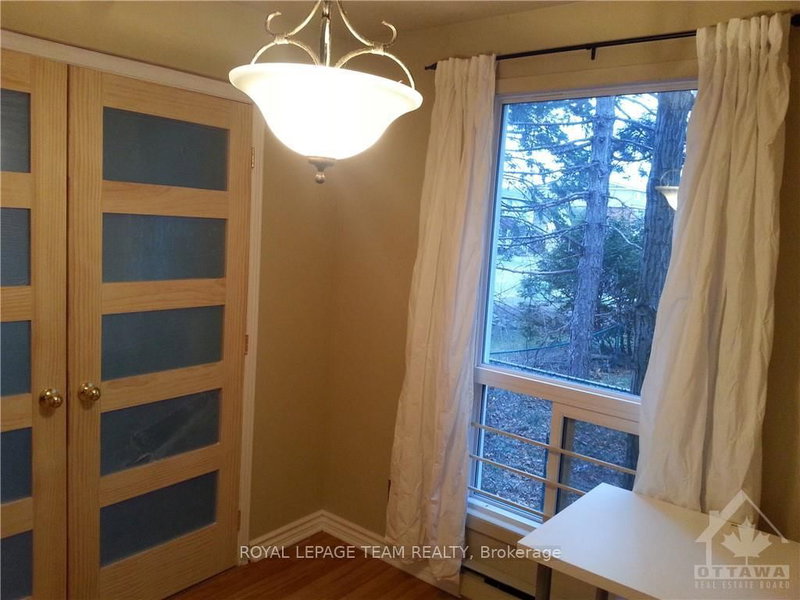 A - 311 PRESLAND Rd, Ottawa, K1K 2B6 | Image 2