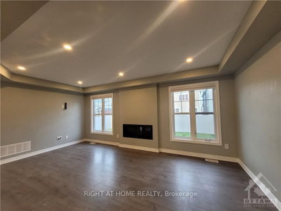 659 PEARL DACE Crescent — photo 3