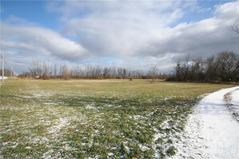 15554 SAVING St, South Stormont, K0C 1Y0 | Image 2