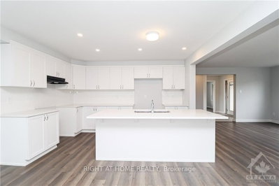 320 MEYNELL Road — photo 2