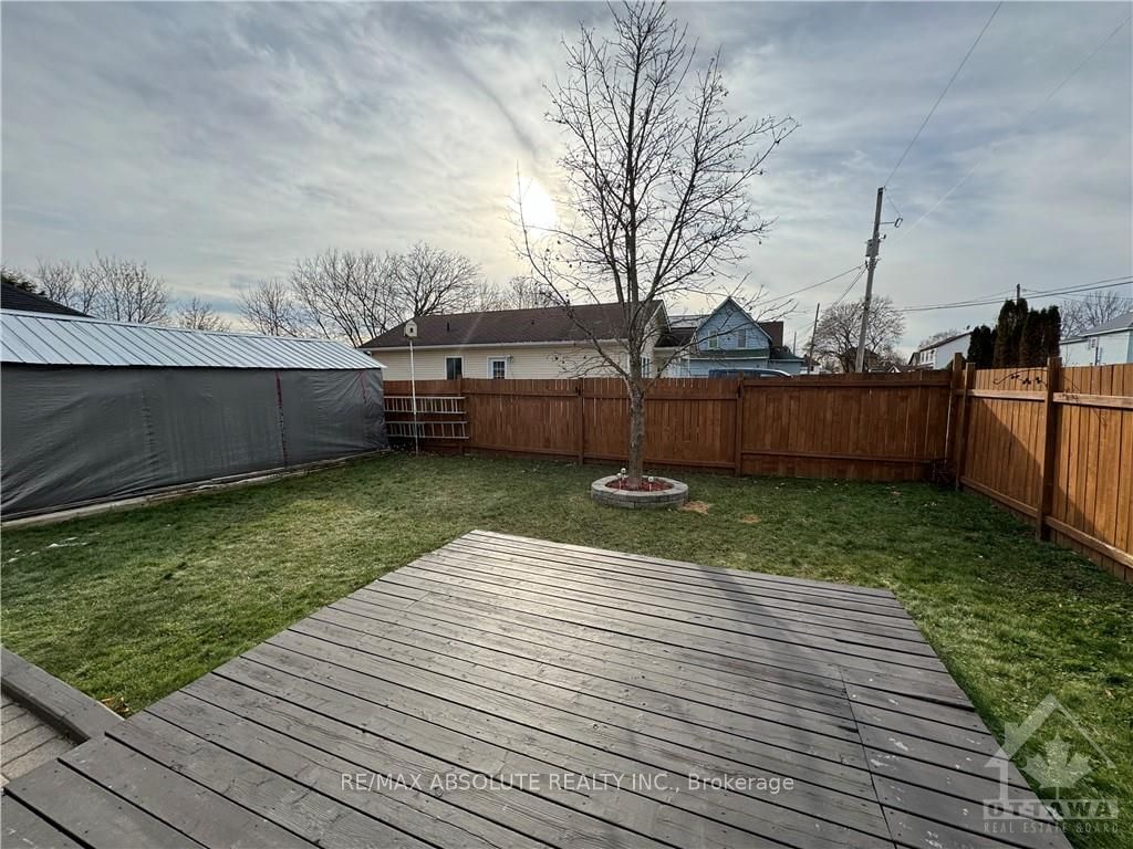 Listing Image 12