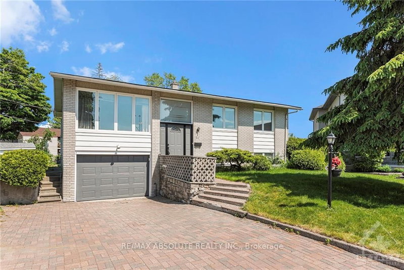 31 BELLFIELD St, Ottawa, K2B 6K7 | Image 2