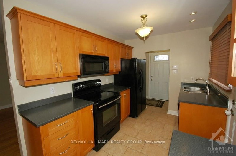 1287 MAITLAND Ave, Ottawa, K2C 2C4 | Image 3