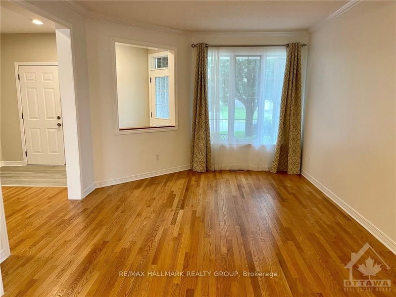 45 RIALTO Way, Ottawa, K1T 4B1 | Image 3