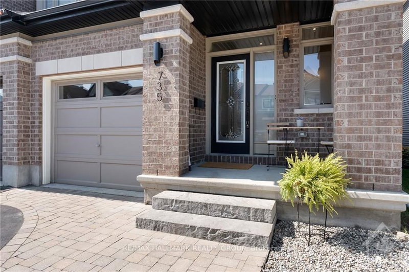 735 MORNINGSTAR Way, Ottawa, K1W 0G6 | Image 2