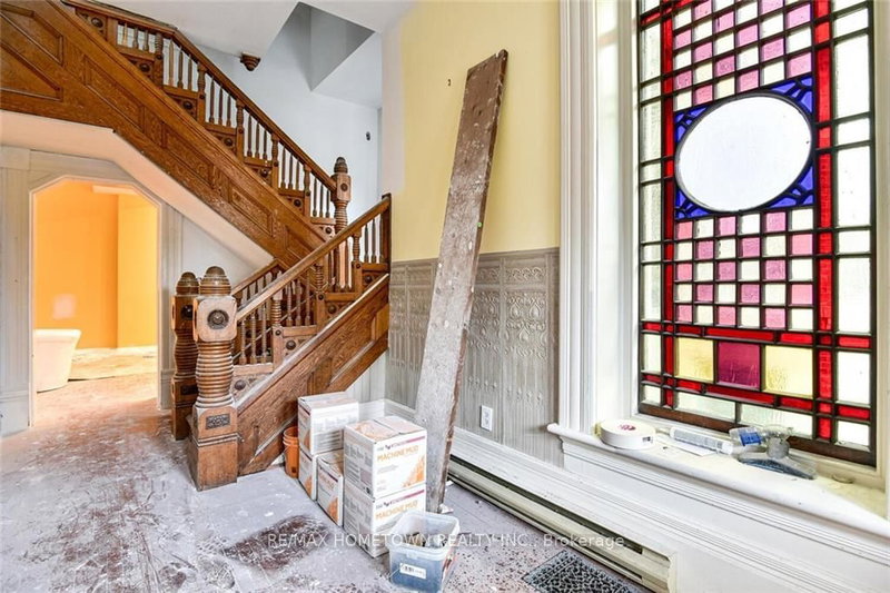 10 VICTORIA Ave, Brockville, K6V 2B1 | Image 3