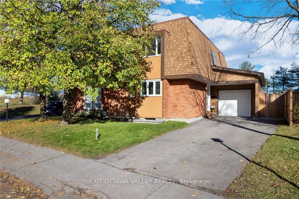 Semi-Detached House sold at 161 PENFIELD Drive, Kanata, Beaverbrook, K2K 1M4 - MLS: X9500317