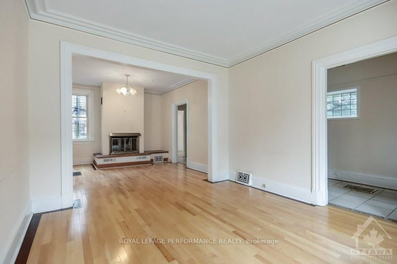 34 GILMOUR St, Ottawa, K2P 0N3 | Image 3