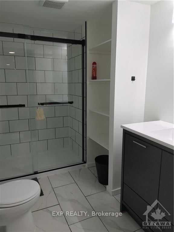 279 SOMERSET St E, Ottawa, K1N 6V7 | Image 3