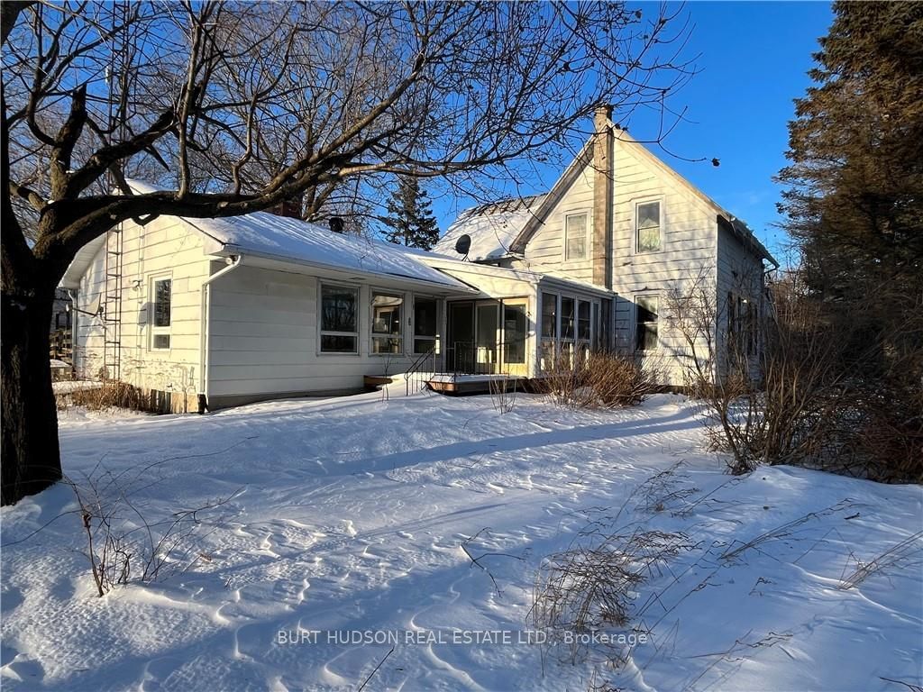 Listing Image 4