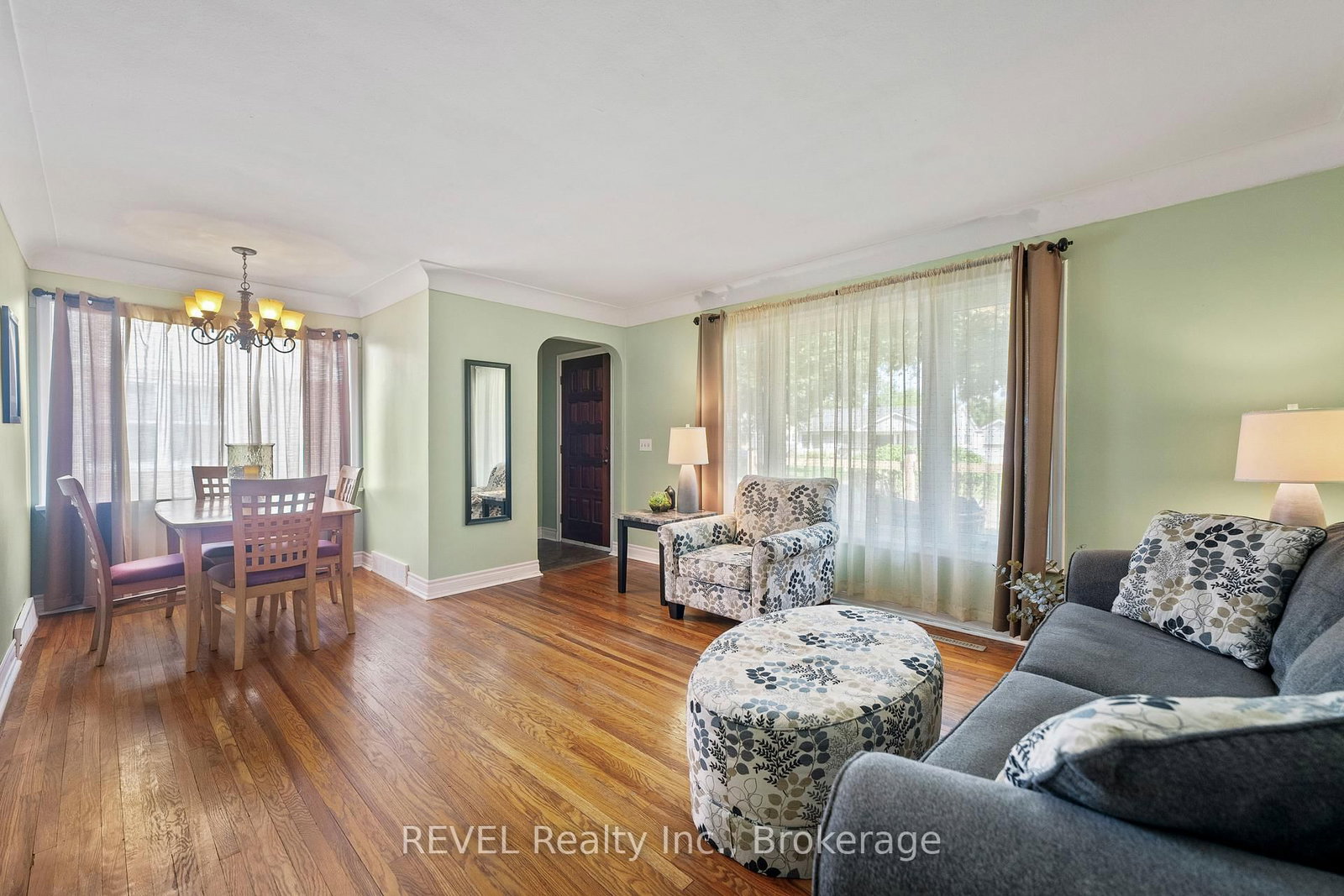 Listing Image 7